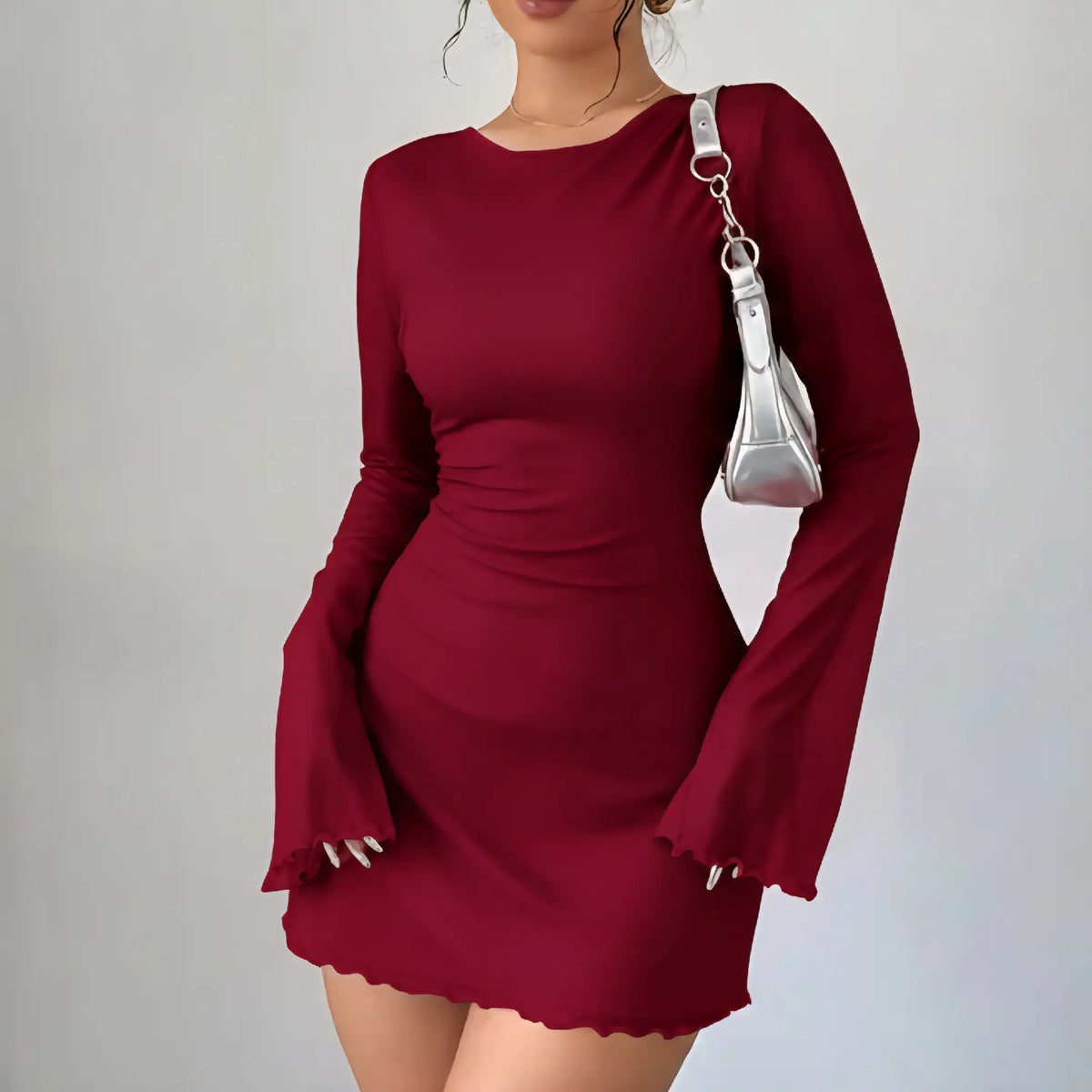 Vestido Corto Gótico manga larga.