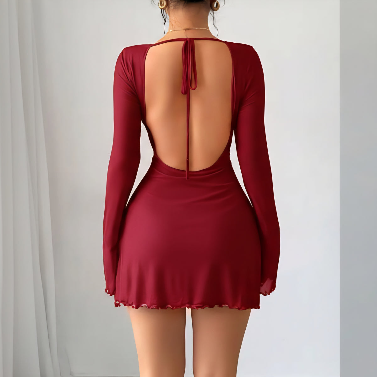 Vestido Corto Gótico manga larga.