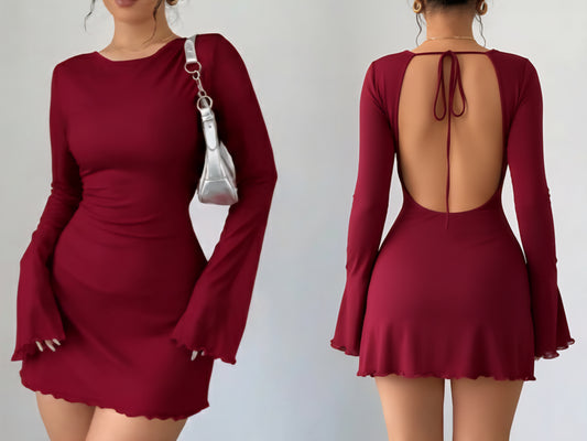 Vestido Corto Gótico manga larga.